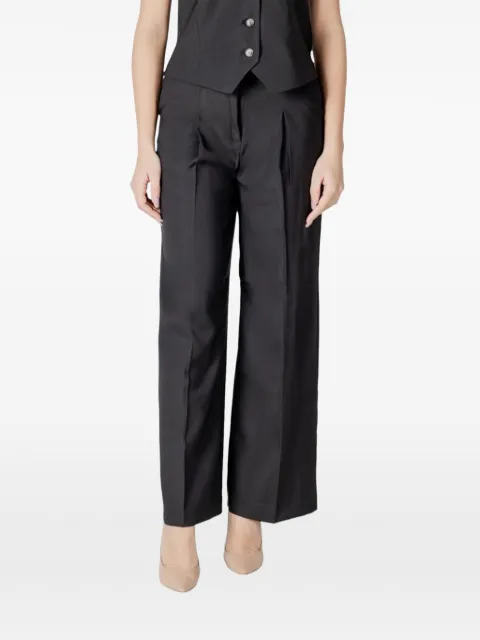 ICHI pleated wide-leg trousers
