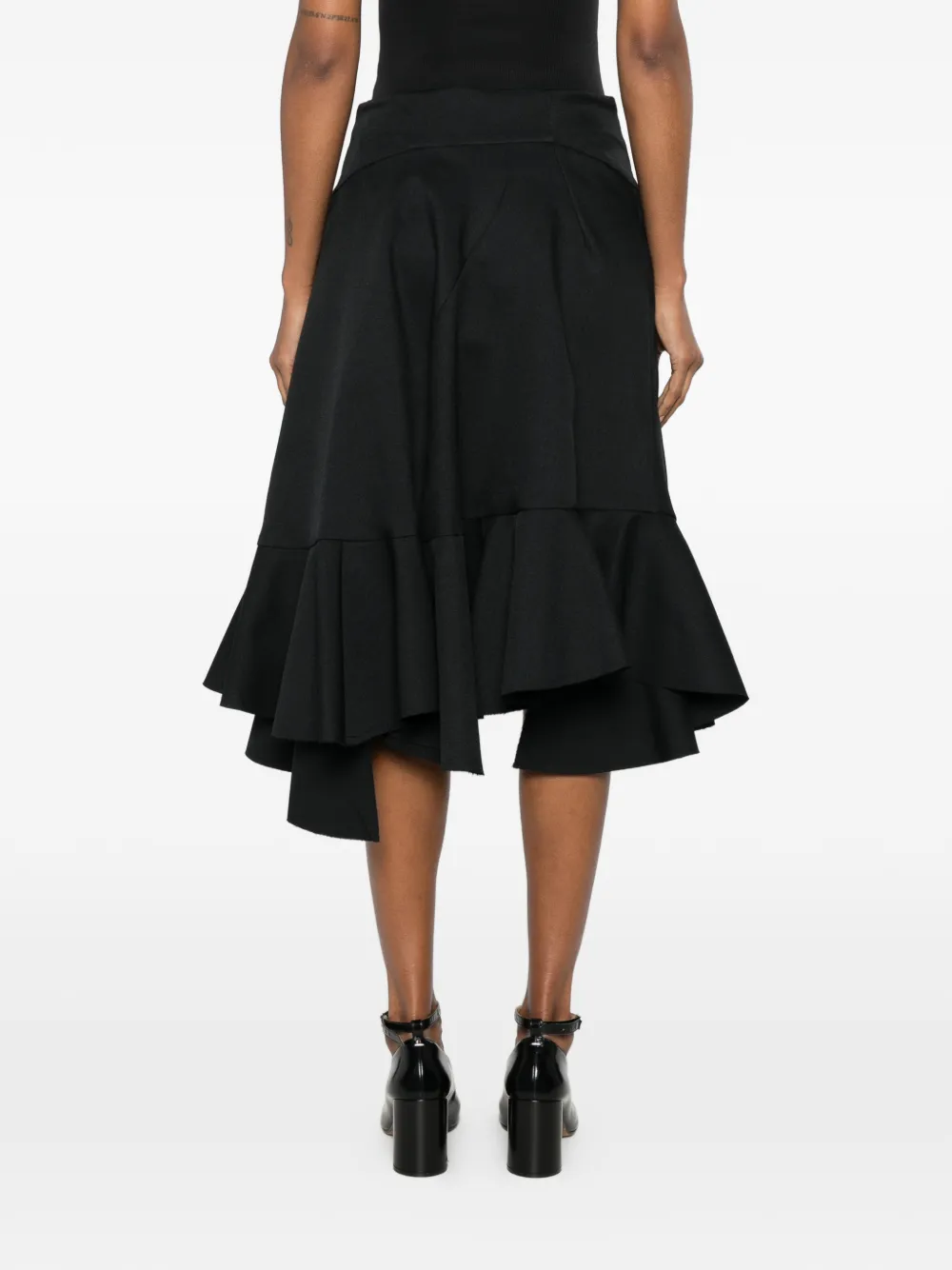 Comme Des Garçons Asymmetrische shorts met ruches Zwart