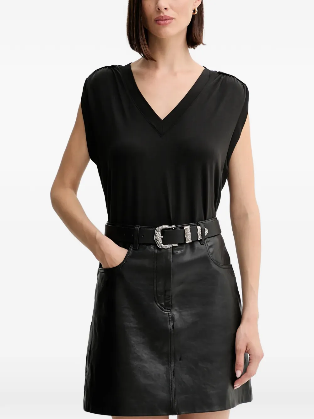 GUESS USA V-neck rolled-sleeve T-shirt - Nero