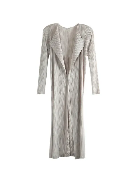 Pleats Please Issey Miyake monthly colors : January pleated notch-lapel coat