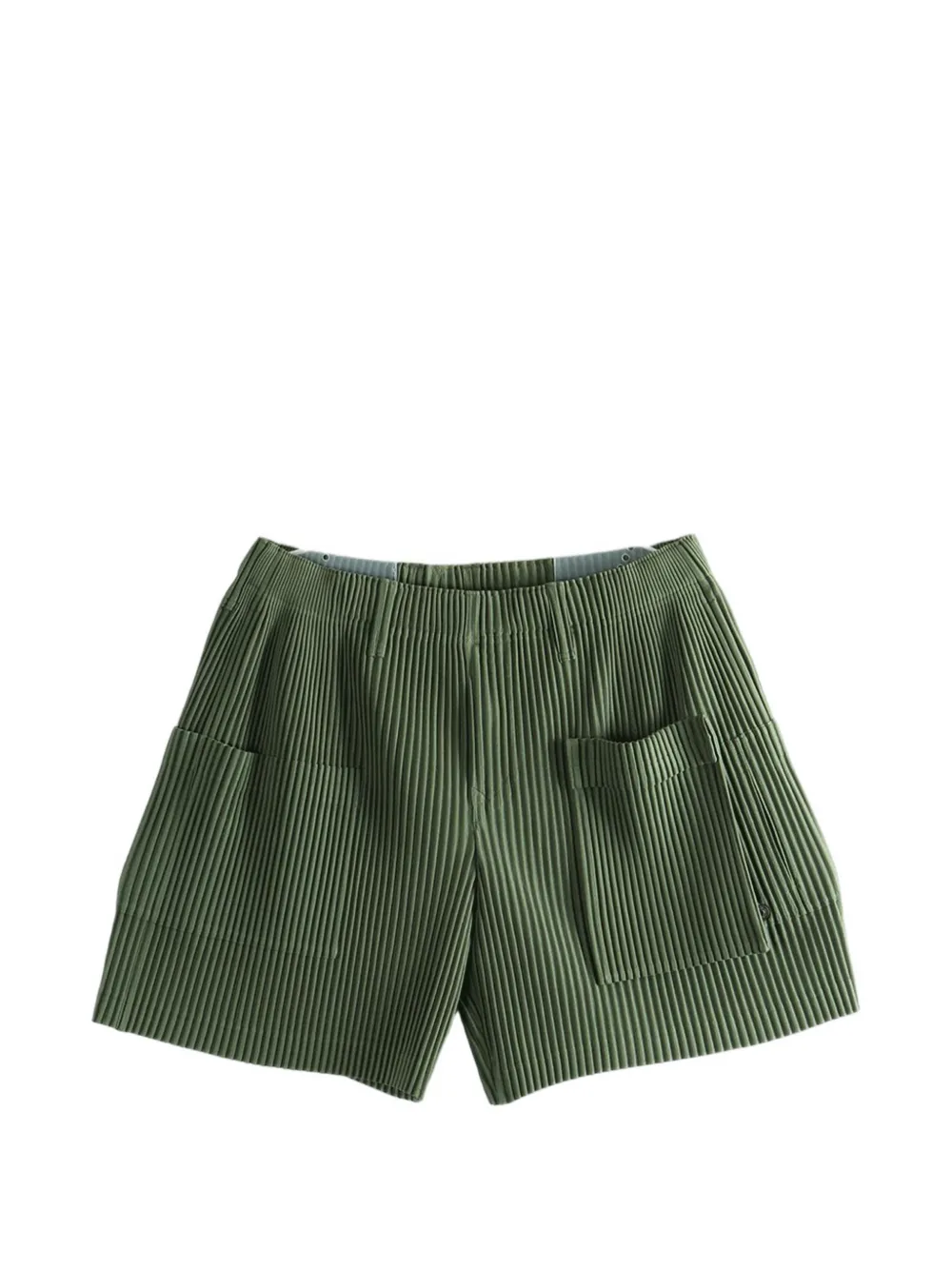 Homme Plissé Issey Miyake pleated patch-pocket bermuda shorts - Verde