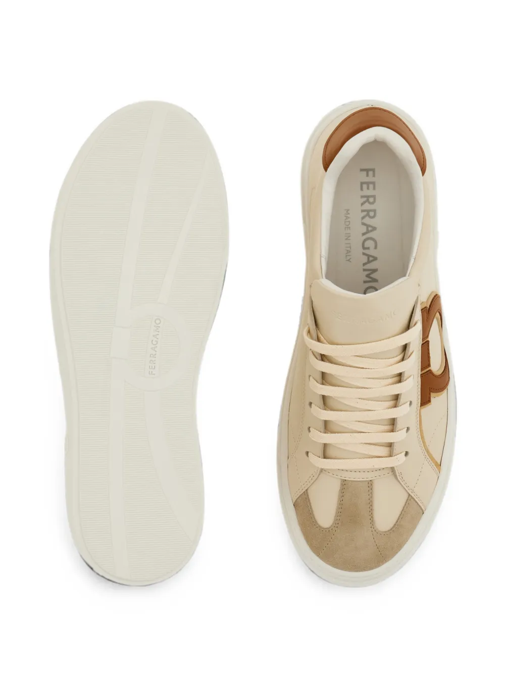 Ferragamo Gancini sneakers met vlakken Beige
