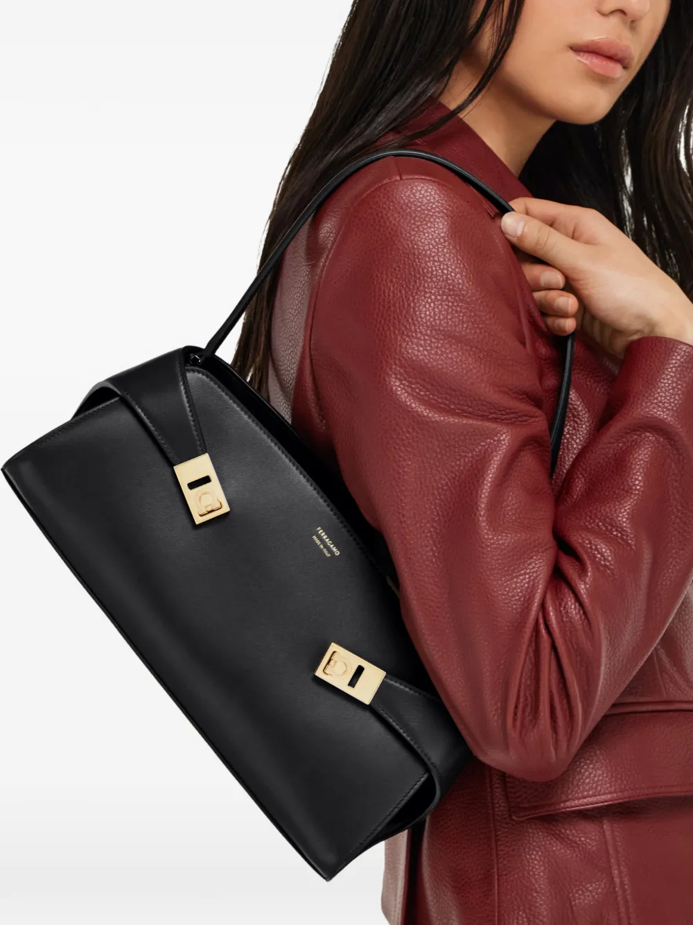 Ferragamo Hug East-West schoudertas Zwart