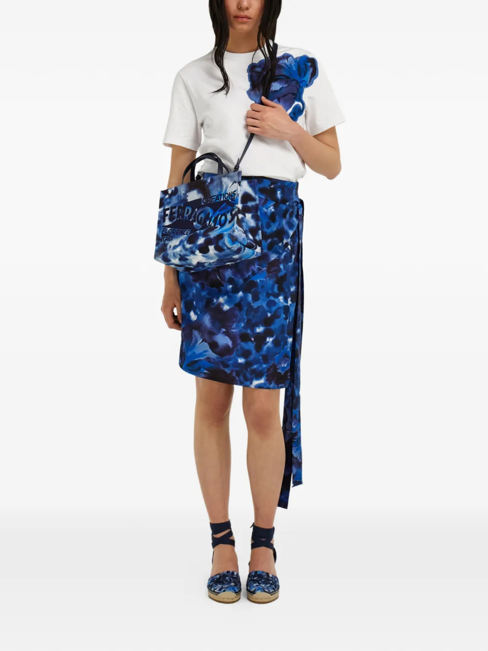 Ferragamo Carnation shopper met print Blauw