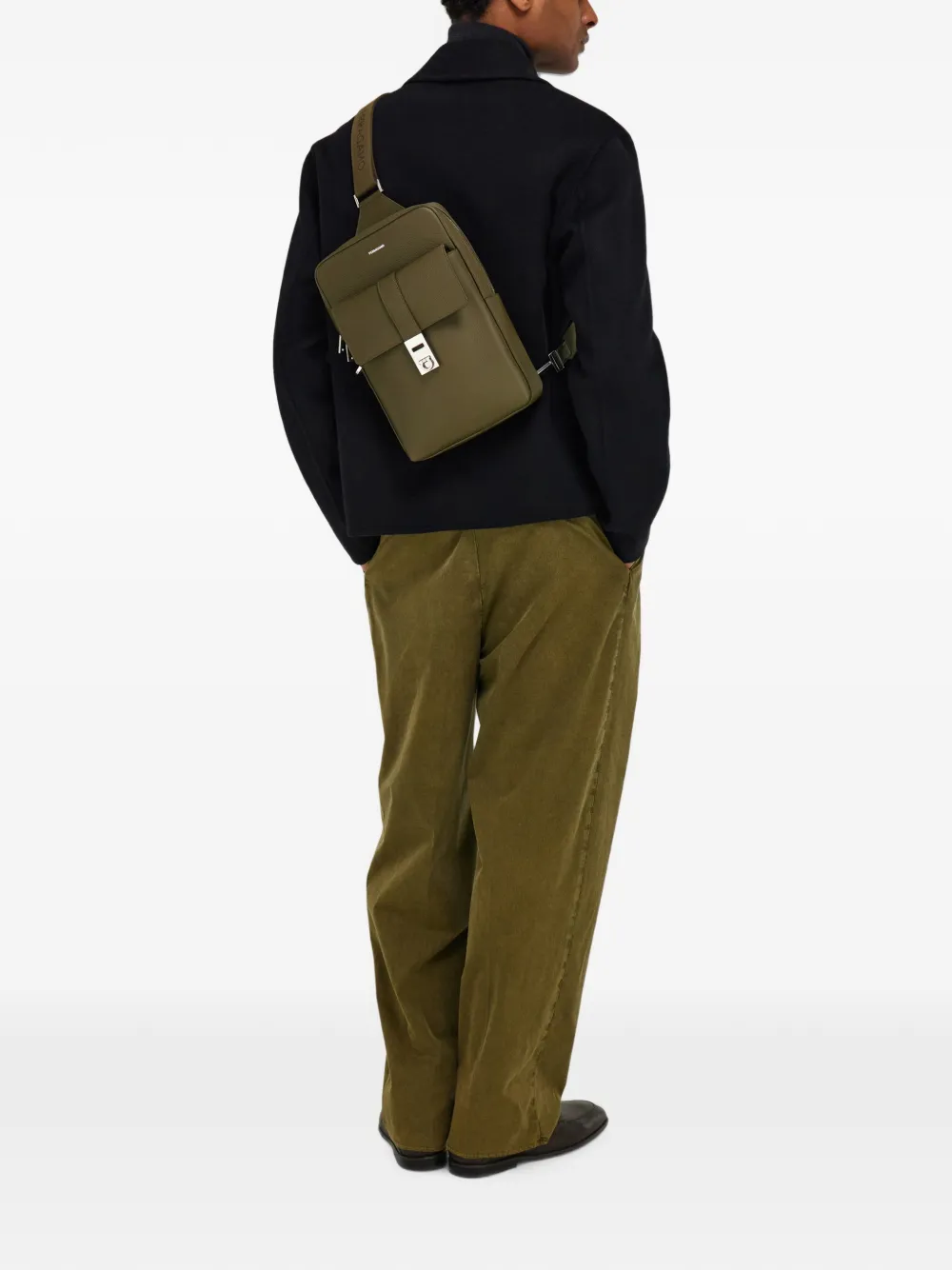 Ferragamo Hug tas met gesp Groen