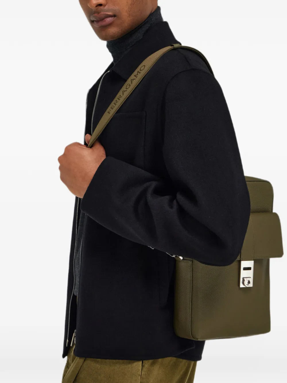 Ferragamo Hug tas met gesp Groen