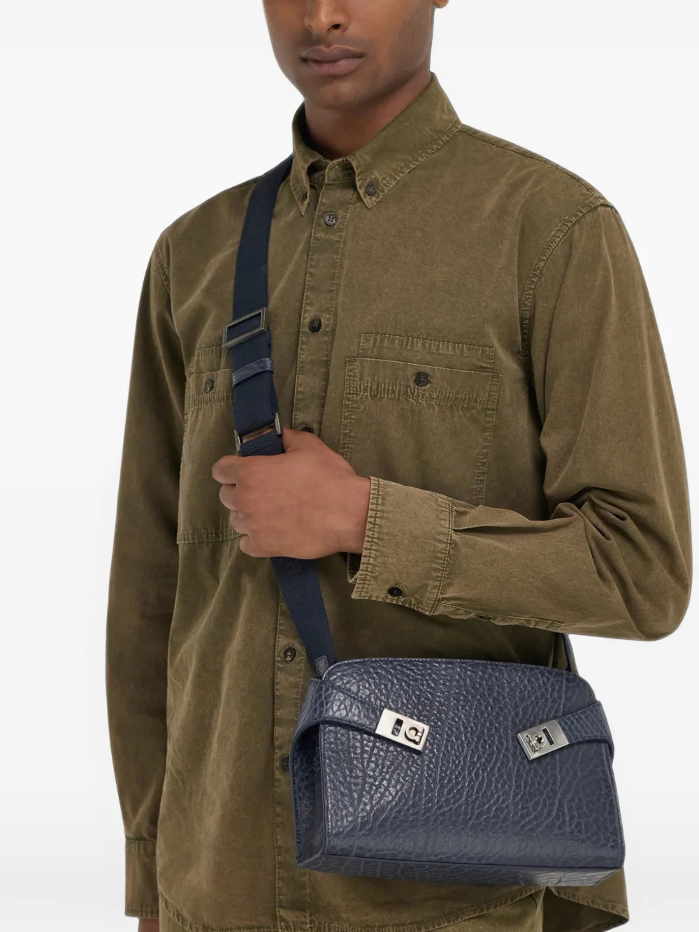 Ferragamo Hug messengertas Blauw