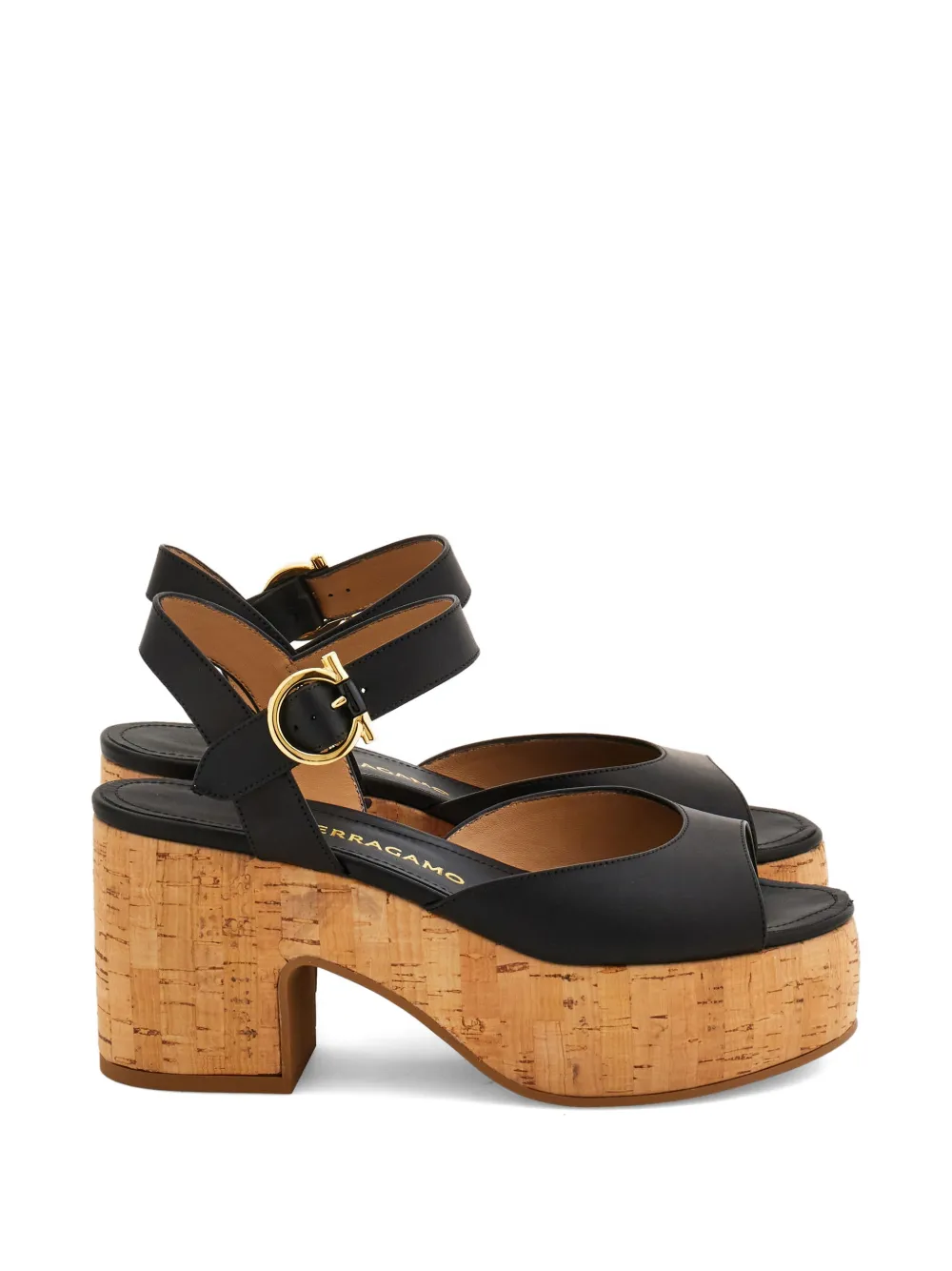 Ferragamo Sandalen met plateauzool Zwart