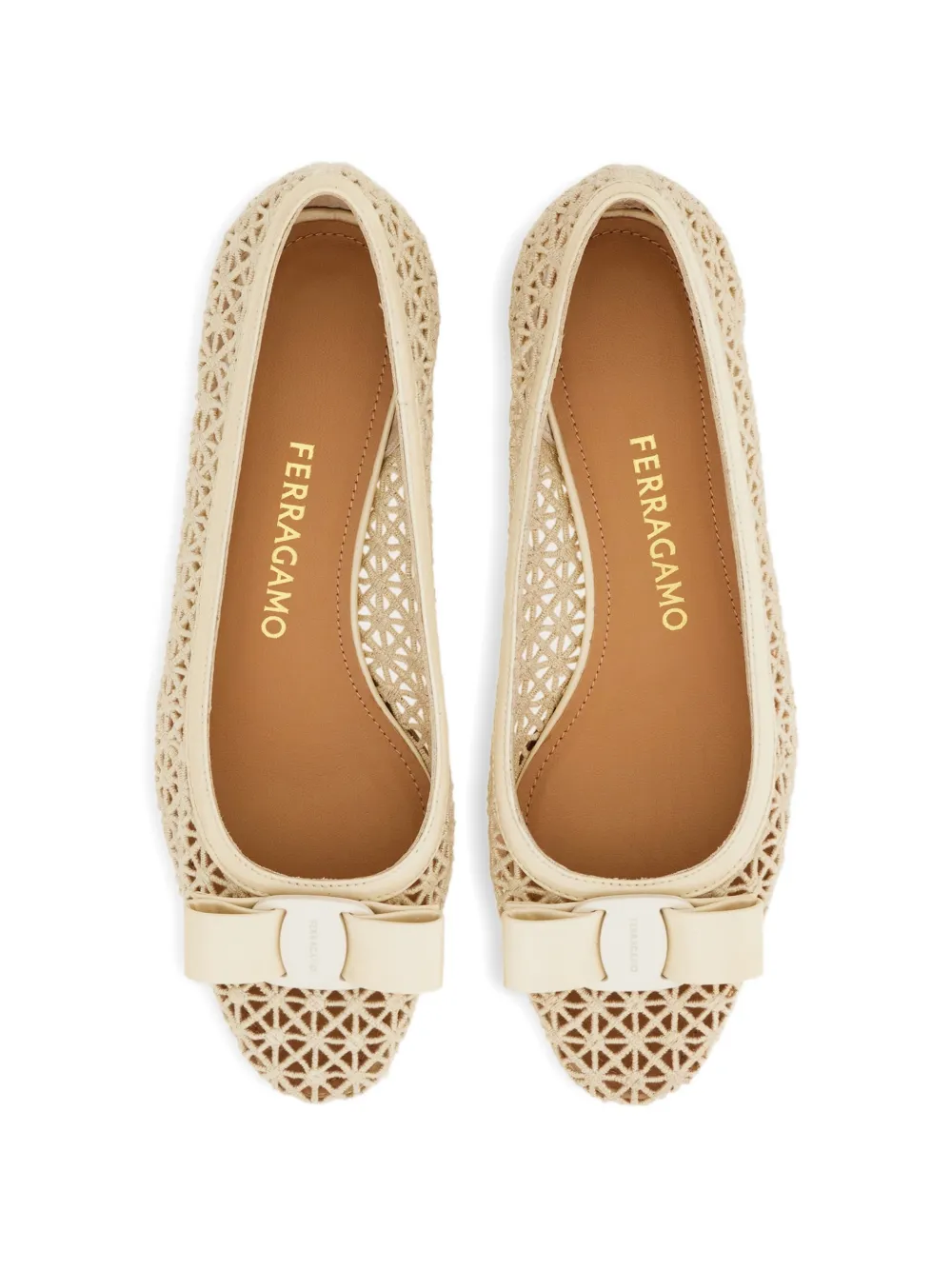 Ferragamo Macramé Vara bow pumps Wit