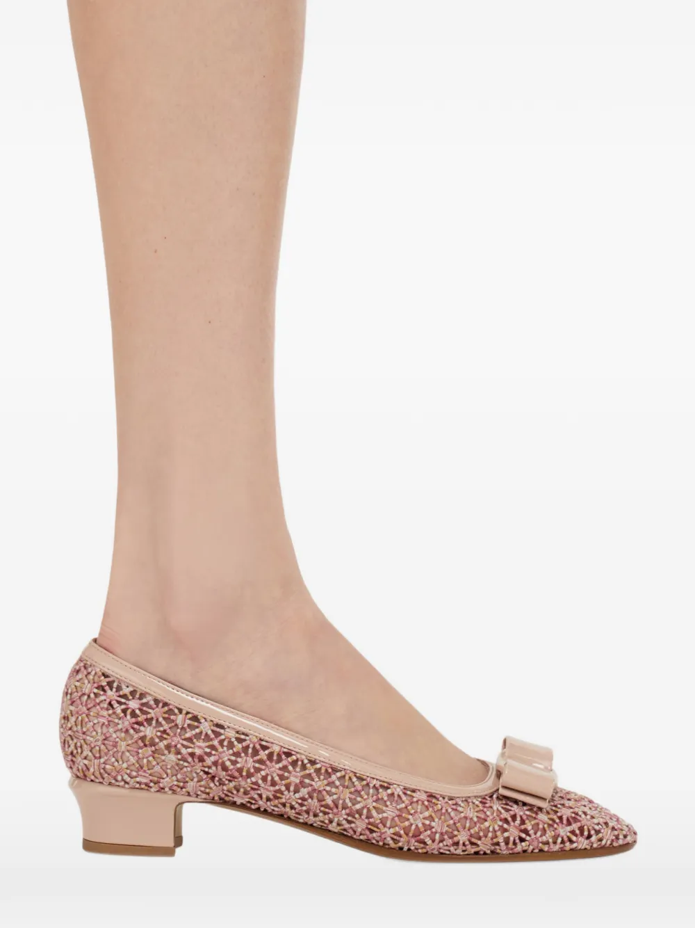 Ferragamo Macramé Vara bow pumps Roze