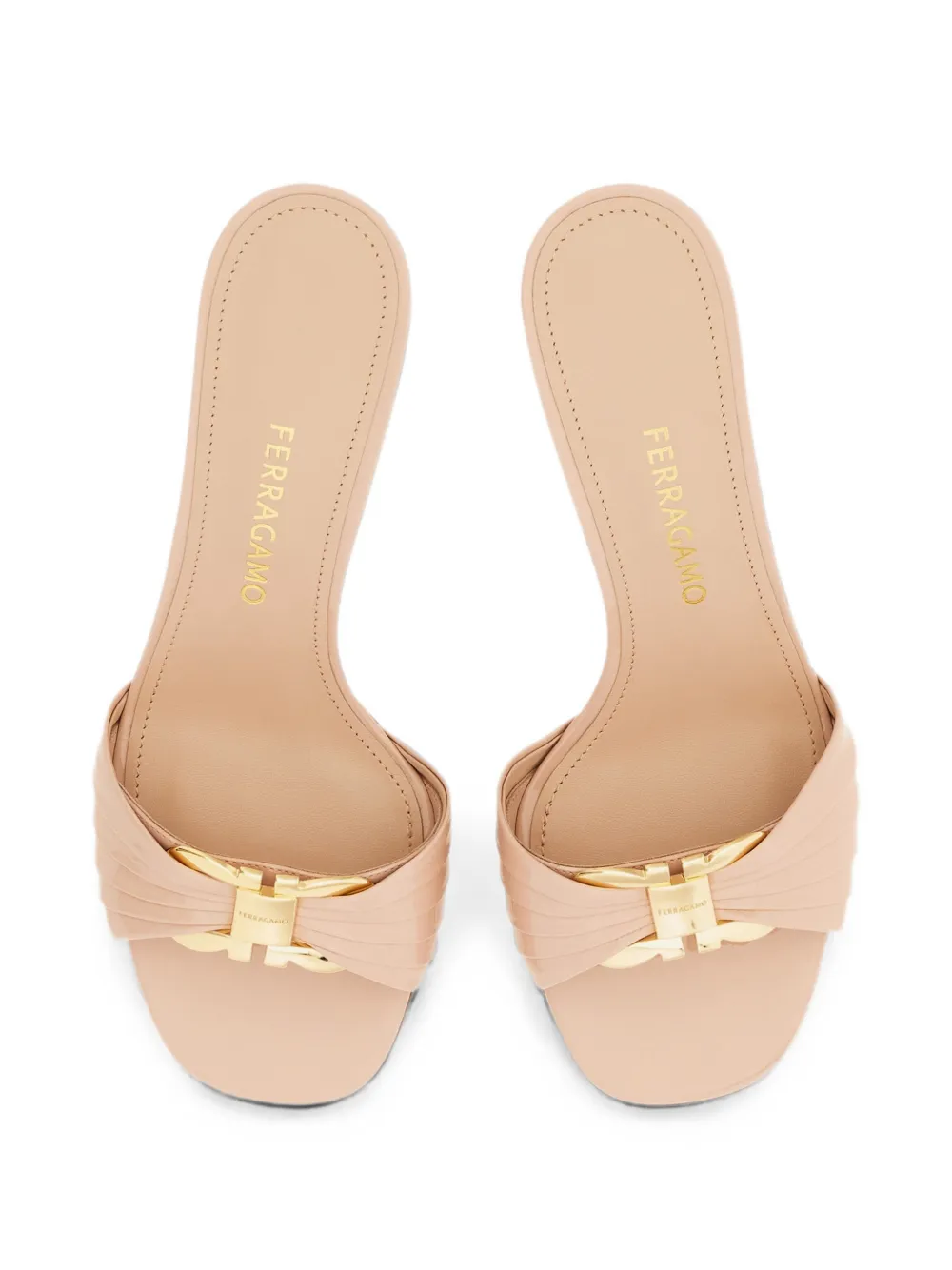 Ferragamo Gancini ornament slides Roze