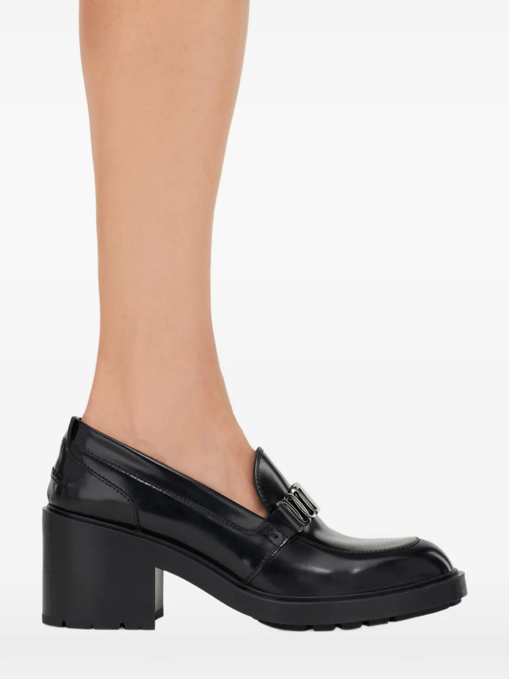 Ferragamo Vara loafers met ketting Zwart