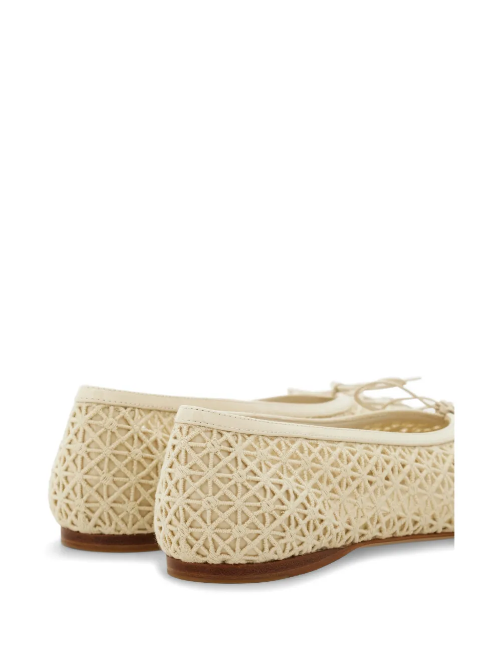 Ferragamo Macramé ballerina's met kant Beige