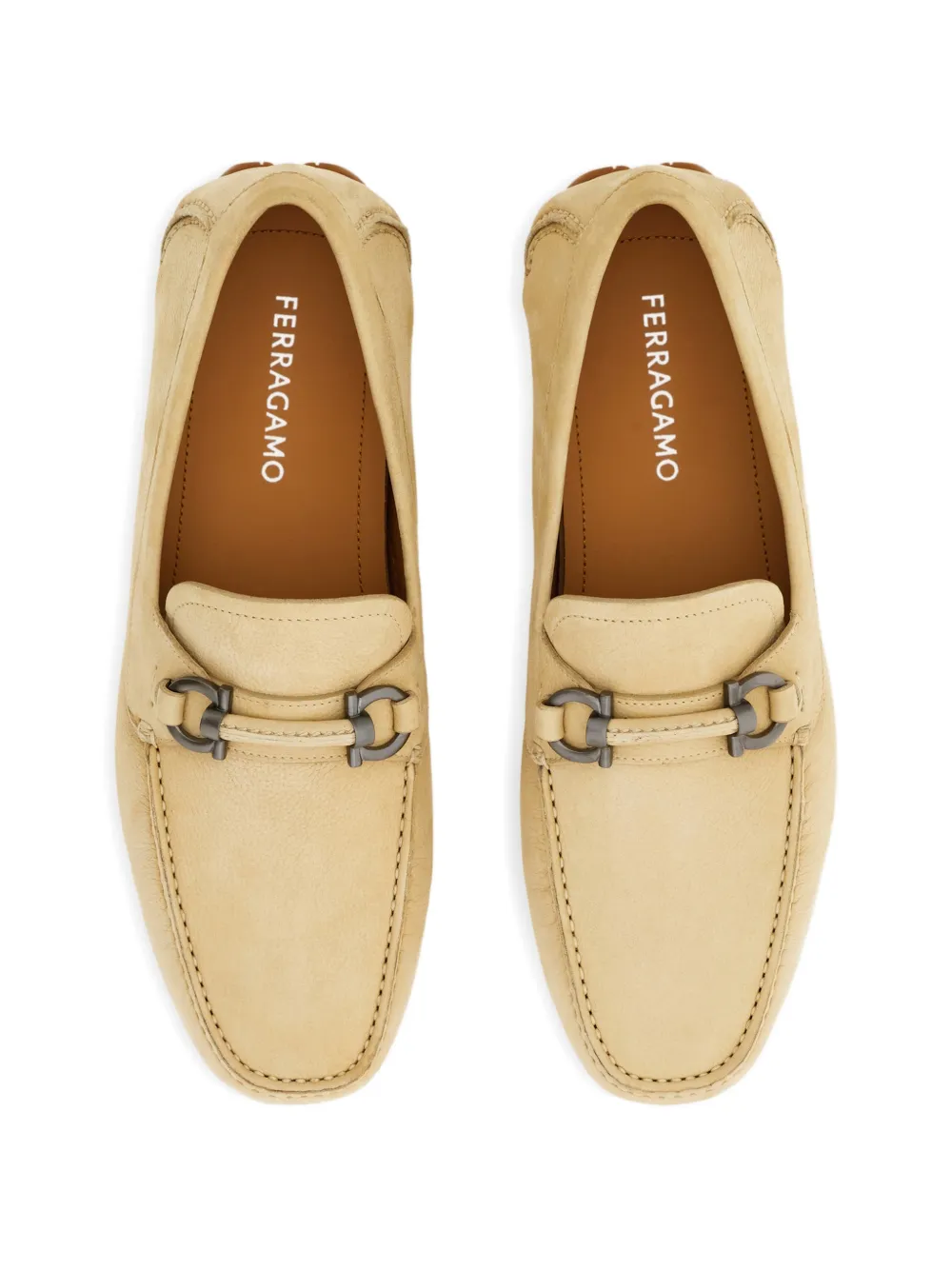 Ferragamo Gancini verfraaide loafers Beige