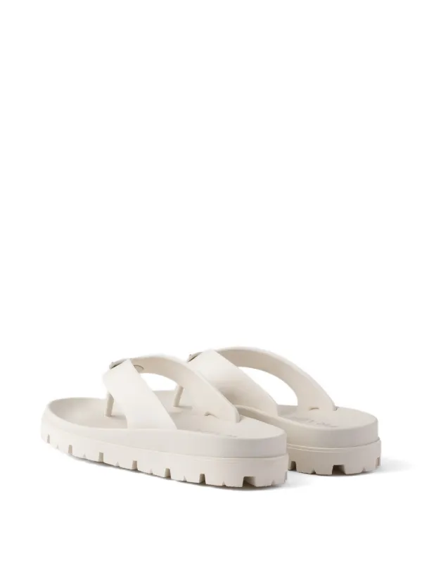 Prada ラバーサンダル | ホワイト | FARFETCH JP