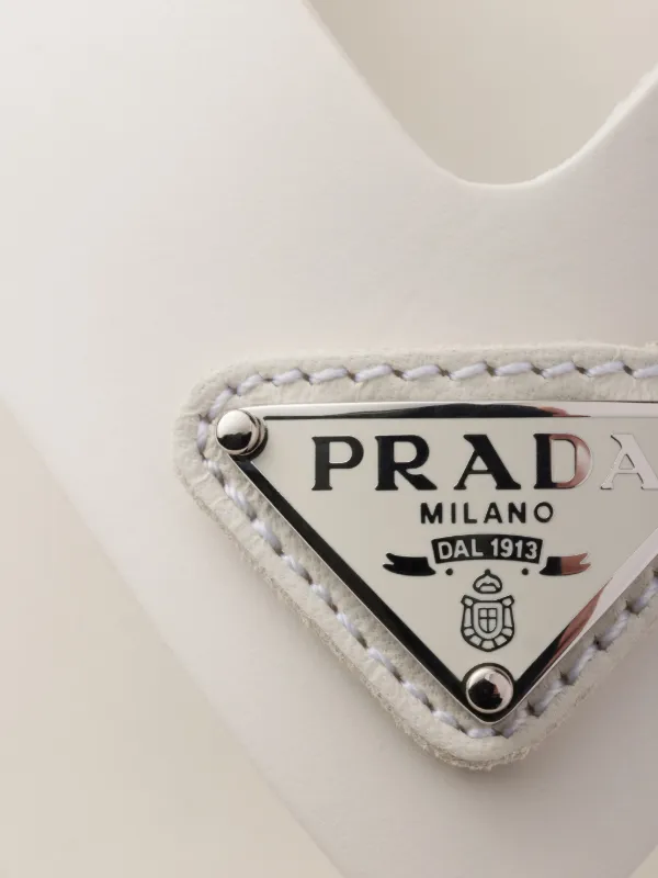 PRADA ラバーサンダル ホワイト Prada ラバーサンダル | ホワイト | FARFETCH JP