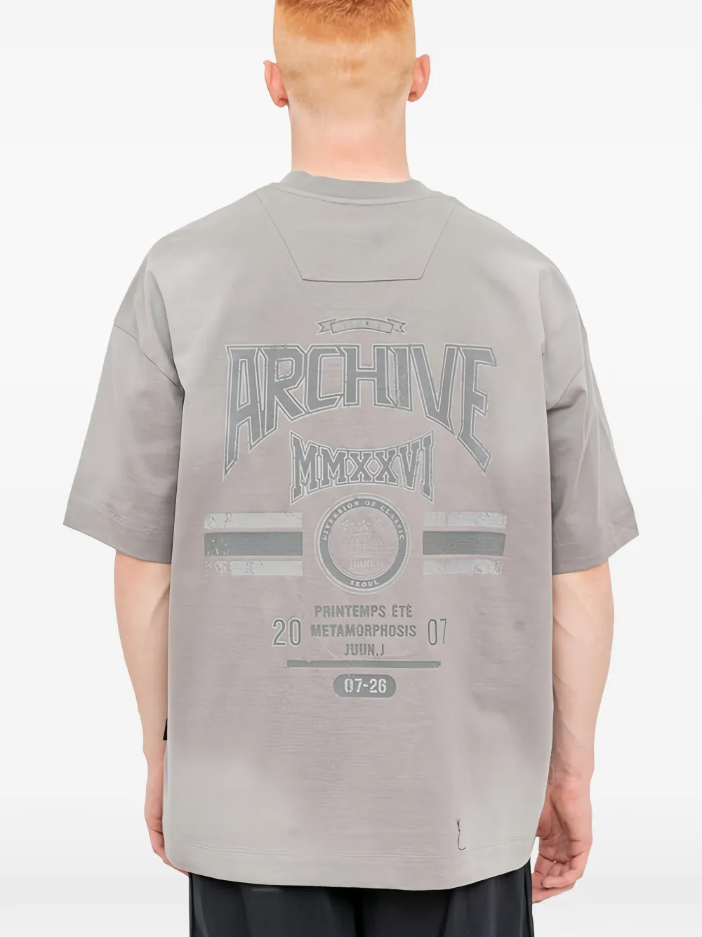 Juun.J T-shirt met grafische print Grijs