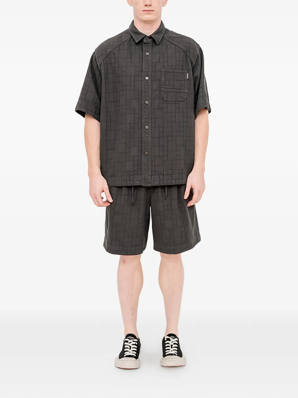 Juun.J Overhemd met geometrische print en korte mouwen Grijs