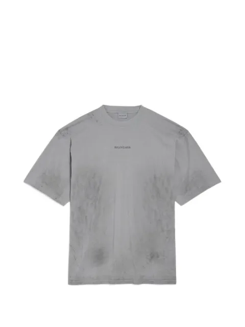 Balenciaga T-Shirt in Distressed-Optik mit Logo-Stickerei