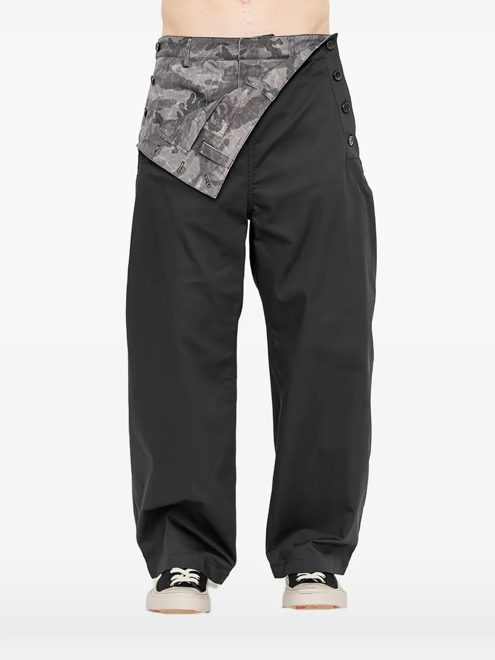 Juun.J Broek met camouflage-print en gelaagd vlak Zwart