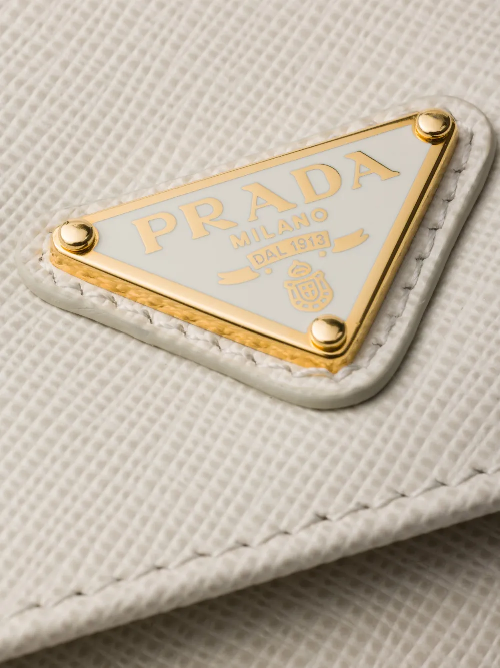 Prada サフィアーノレザー 財布 | ニュートラル | FARFETCH JP