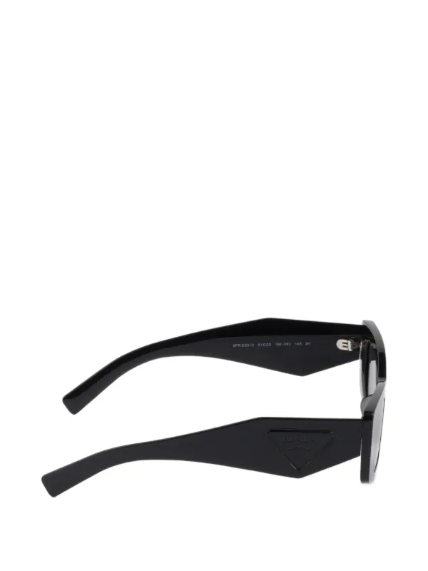 Prada Eyewear トライアングルロゴ サングラス | ブラック | FARFETCH JP