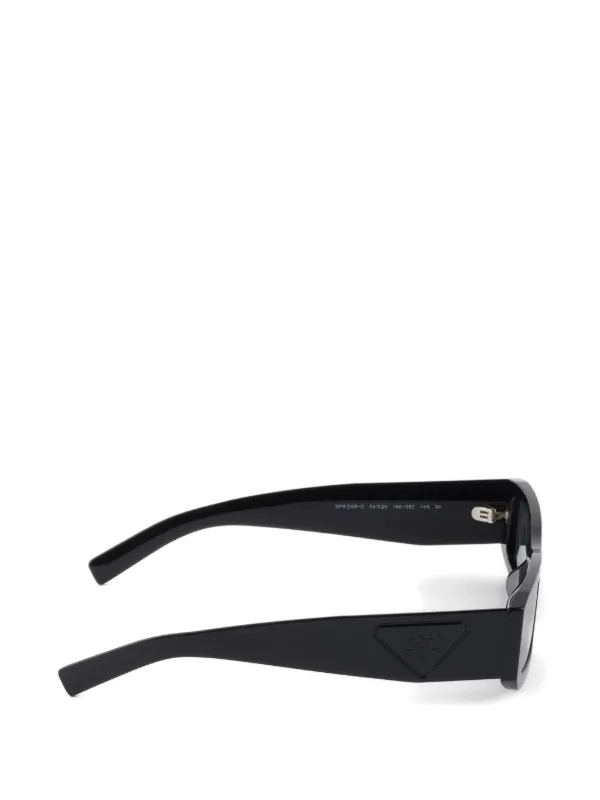 Prada Eyewear トライアングルロゴ サングラス | ブラック | FARFETCH JP