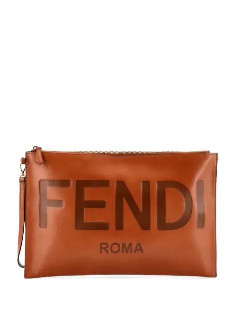 Fendi Pre-Owned bolsa de mano grande de piel en relieve con logo plano