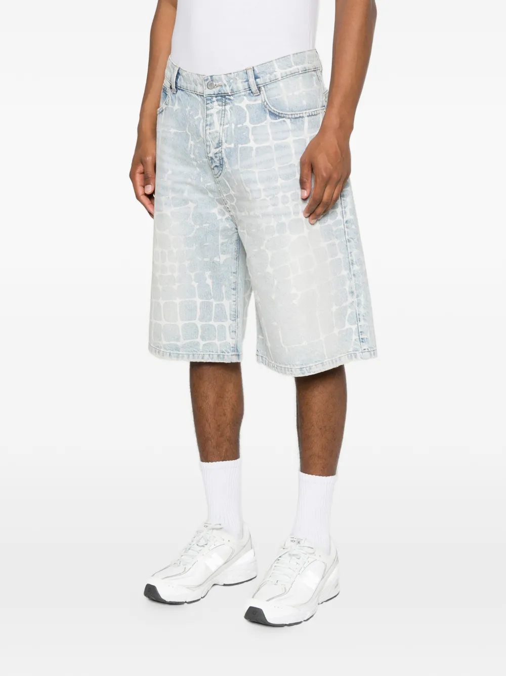 BLUE SKY INN Shorts met krokodillen-reliëf en zware wassing Blauw