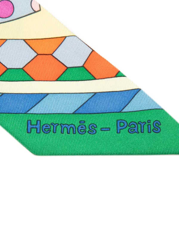 Hermès Pre-Owned 2000-2025 Les Murmures De La Foret Silk Twilly