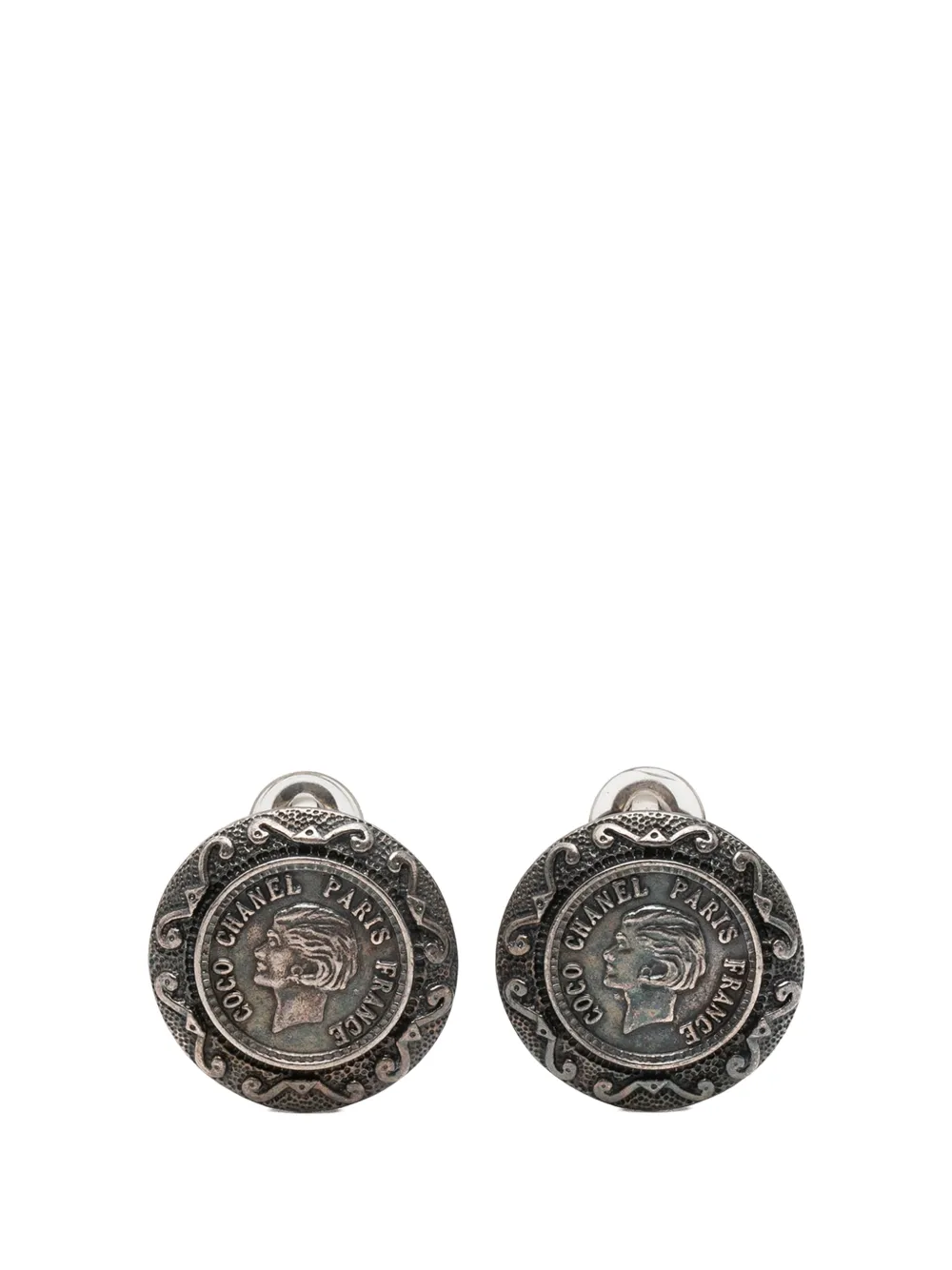 CHANEL Pre-Owned 1996 Plated Brass Coin Clip On Earrings costume earrings - Argento