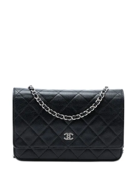 CHANEL Pre-Owned 2014-2015 CC Quilted Caviar Wallet on Chain crossbody bag