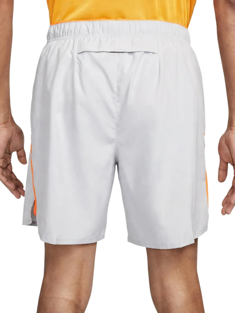Nike Dri-Fit Challenger shorts met elastische tailleband Grijs