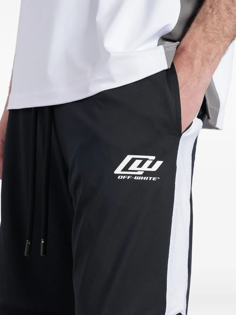 Off-White Shorts met logoprint Zwart