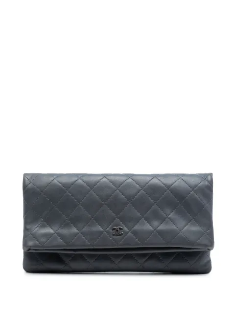 CHANEL Pre-Owned 2014-2015 CC Quilted Lambskin Foldover clutch bag