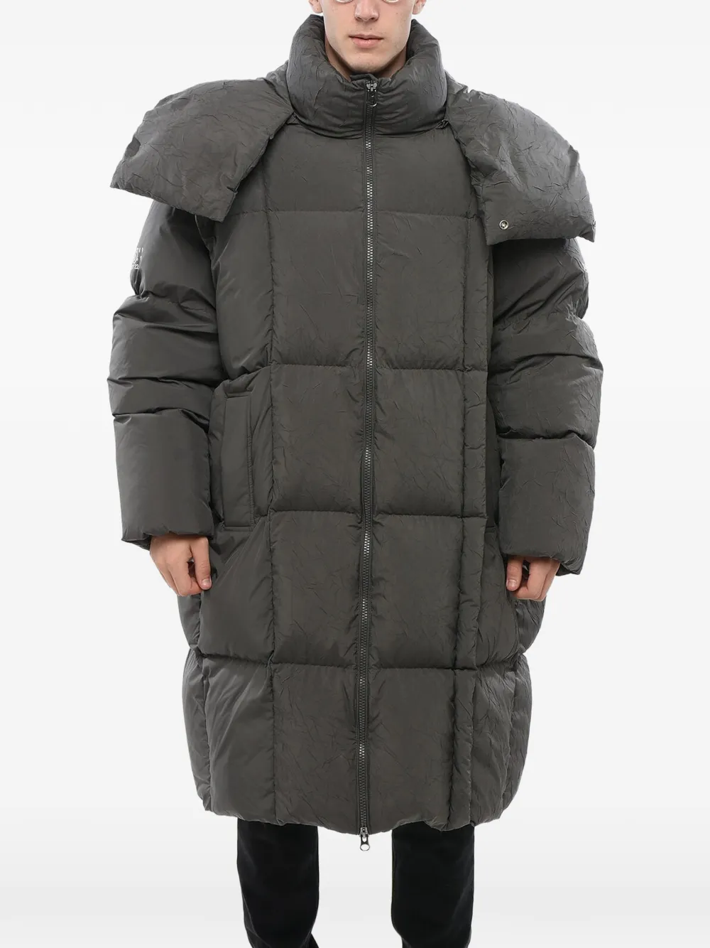 MM6 Maison Margiela x Chen Peng wattierter Mantel mit Reißverschluss - Grau