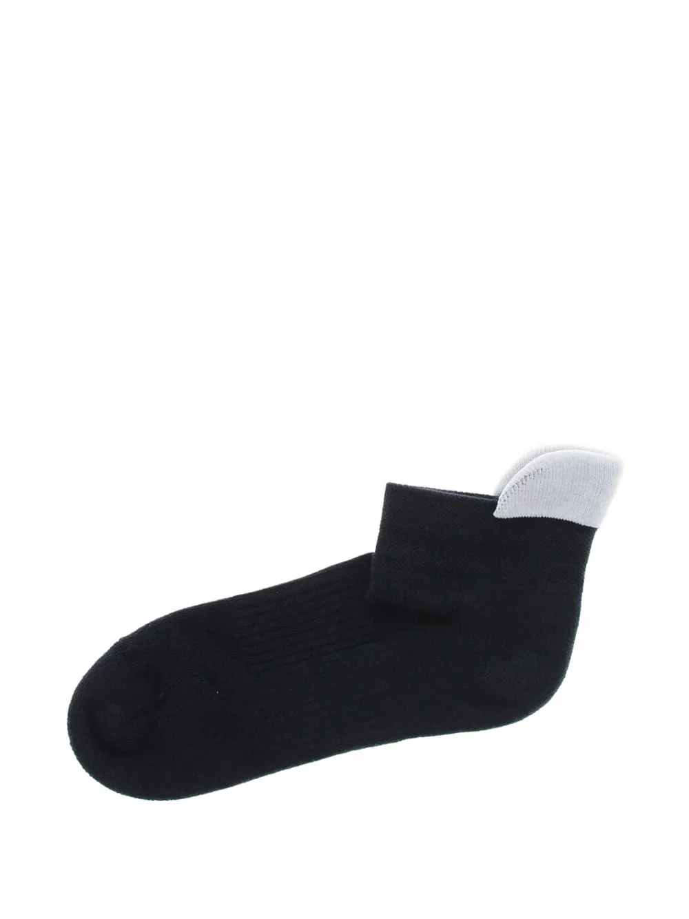 Ea7 Logo-print Short Socks In Black