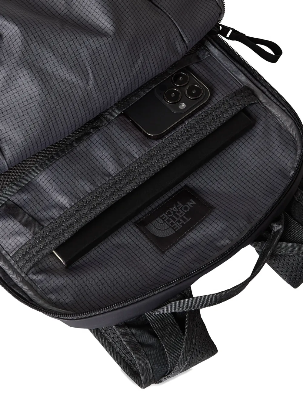 The North Face Ripstop rugzak met bungeekoord Zwart