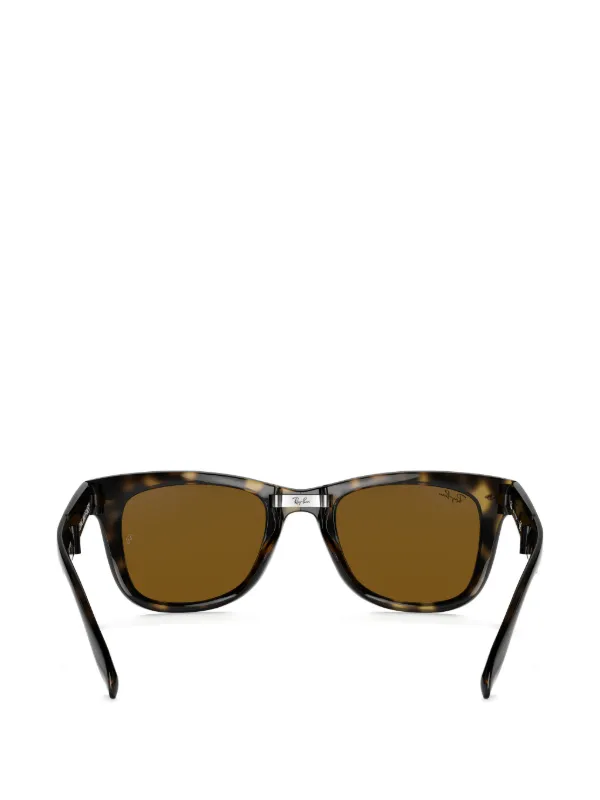Ray-Ban Wayfarer Folding Sunglasses | Brown | FARFETCH