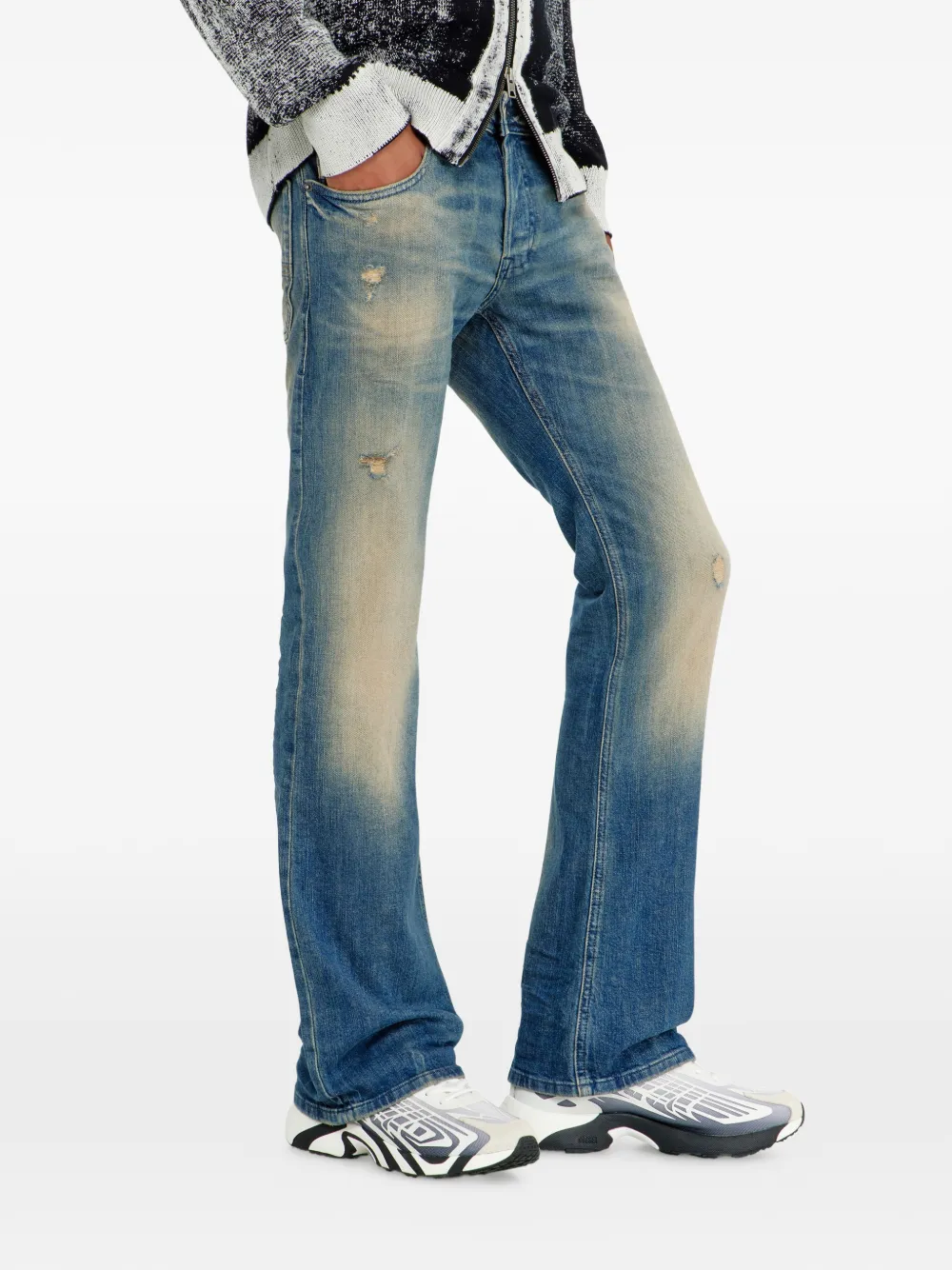 パンツ DIESEL ZATINY DNA Bootcut Jeans W29 fc Diesel Bootcut Jeans Low Waist 2007 Zatiny | Blue | FARFETCH