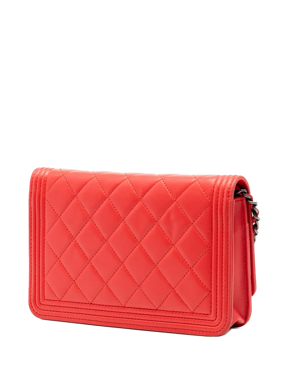 Chanel Pre-owned 2014-2015 Quilted Lambskin Boy Wallet on Chain Crossbody Bag in Red, view 3