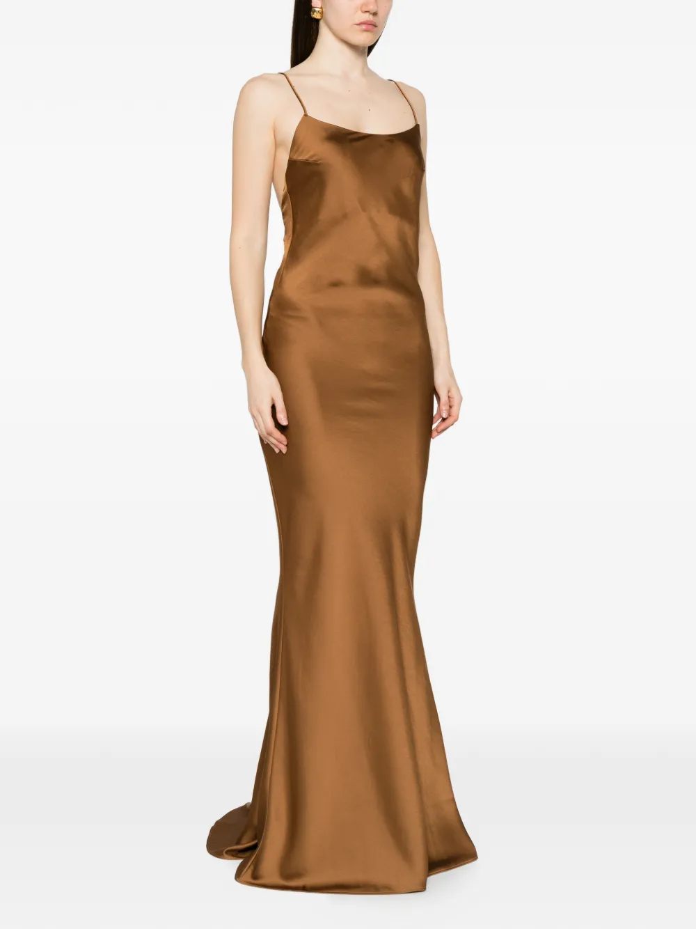 THE ANDAMANE Ninfea maxi-dress met ruches en open rug Bruin