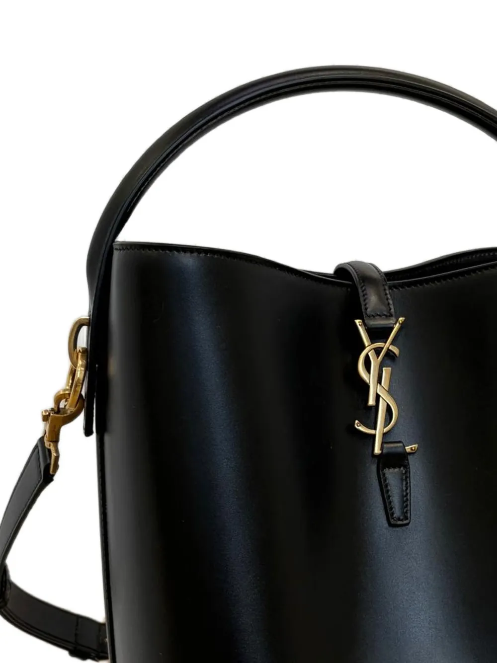Saint Laurent Le 37 Supple bucket-tas Zwart