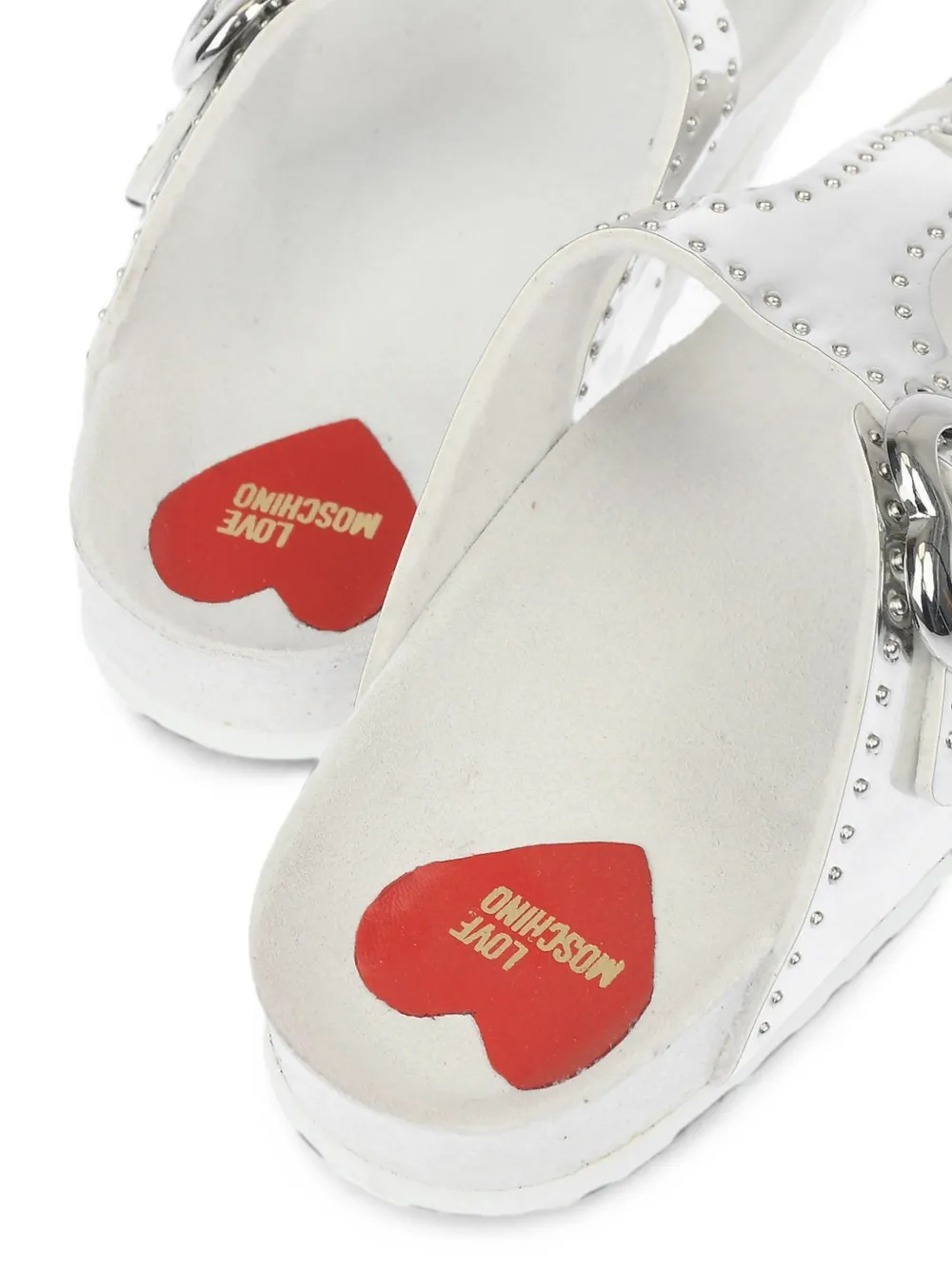 Love Moschino heart-buckle studded thong sandals Wit