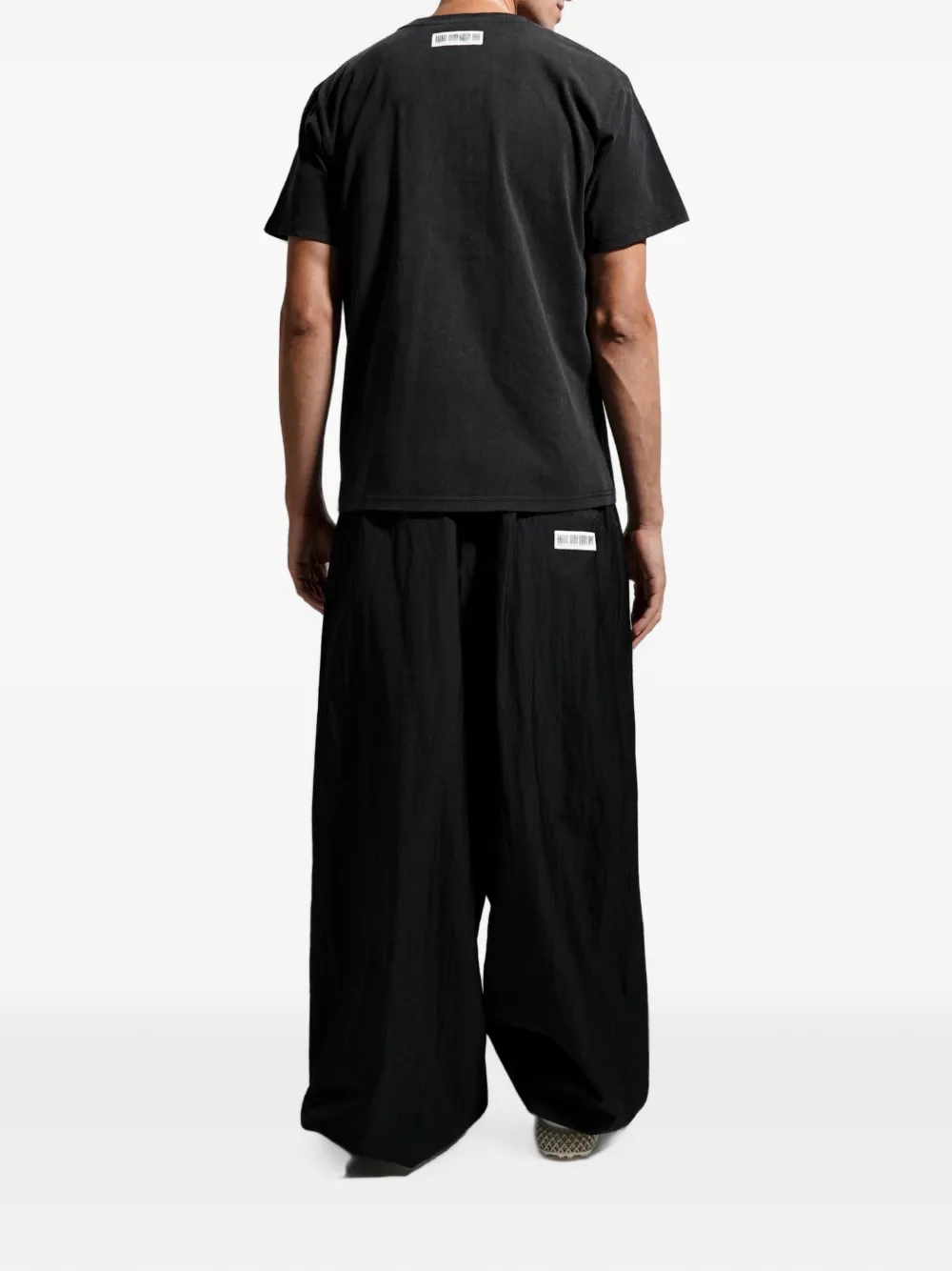 Mostly Heard Rarely Seen T-shirt met print Zwart