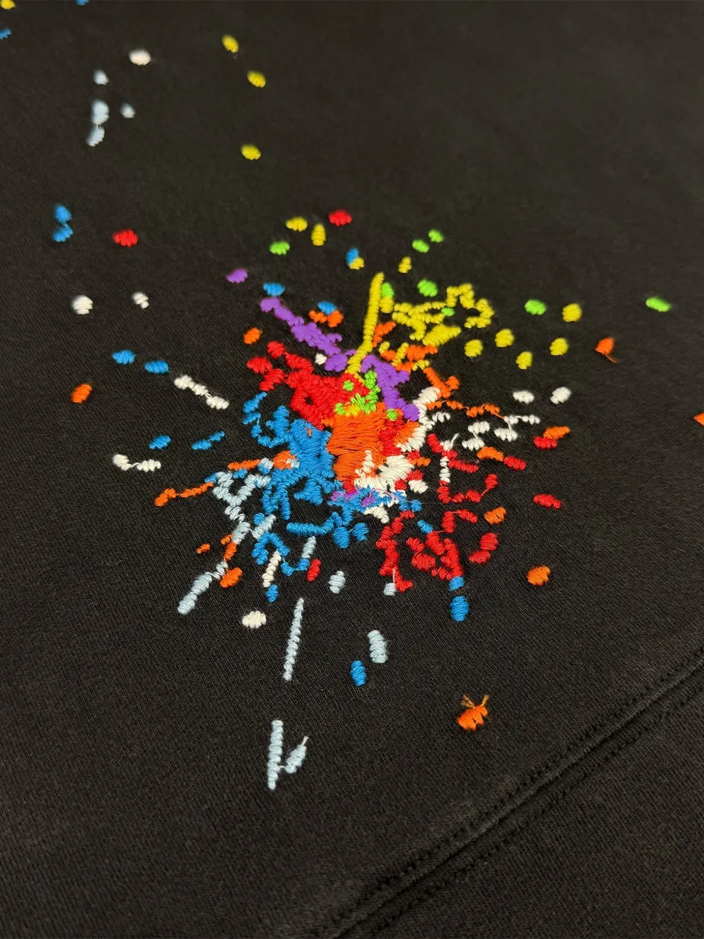 Mostly Heard Rarely Seen Gedeconstrueerd T-shirt met borduurwerk Zwart