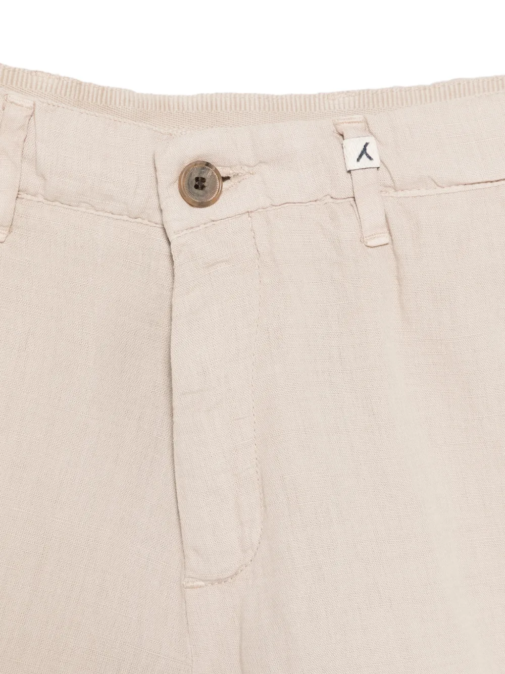 Myths Zeus chino shorts met knoopsluiting Beige