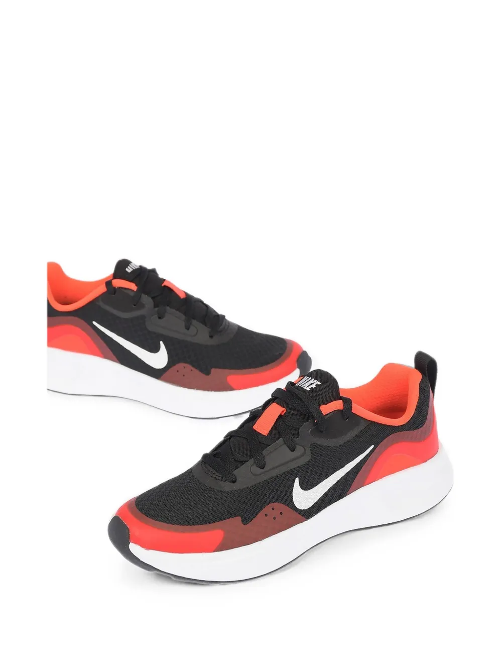 Nike logo-print sneakers Zwart