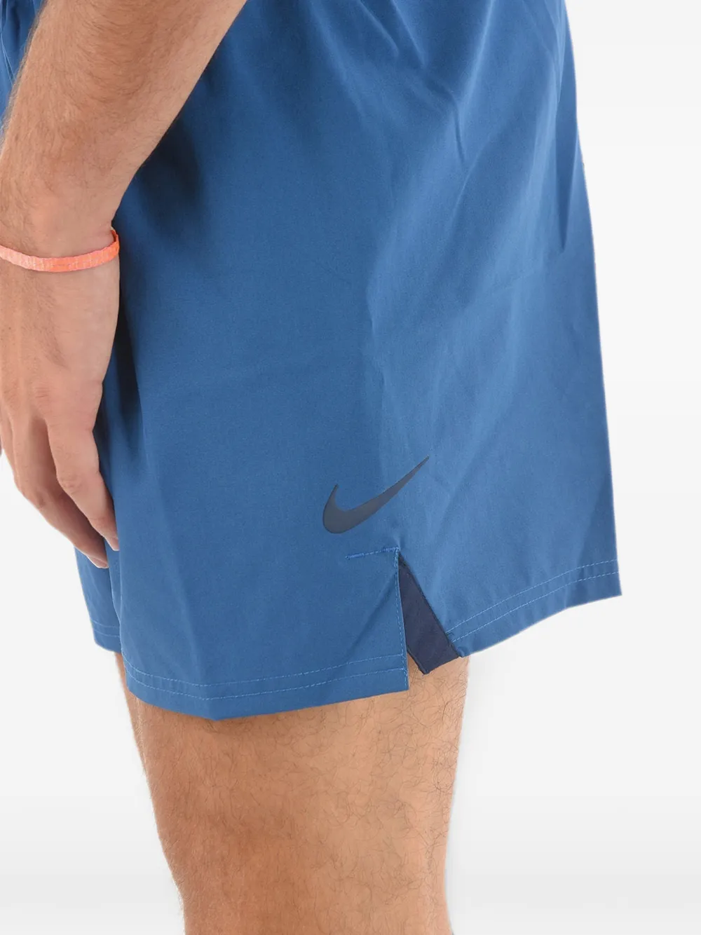 Nike logo-print elasticated swim shorts Blauw
