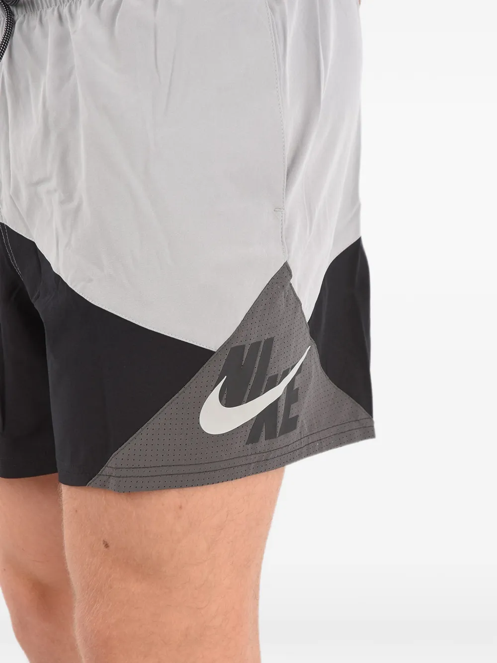 Nike logo-print swim shorts Zwart